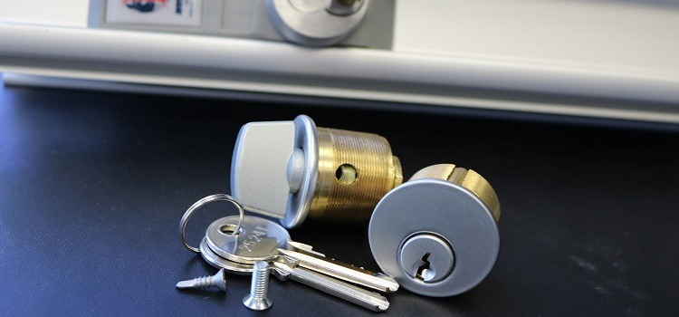 Commercial Lock Installation Seal Beach